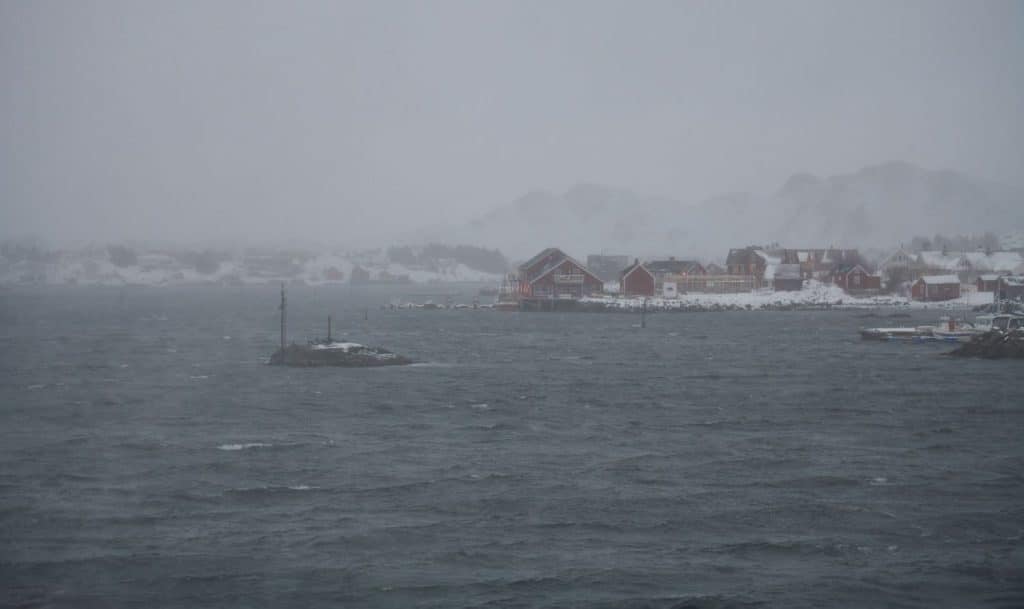 Illustrasjonsfoto storm i Lofoten